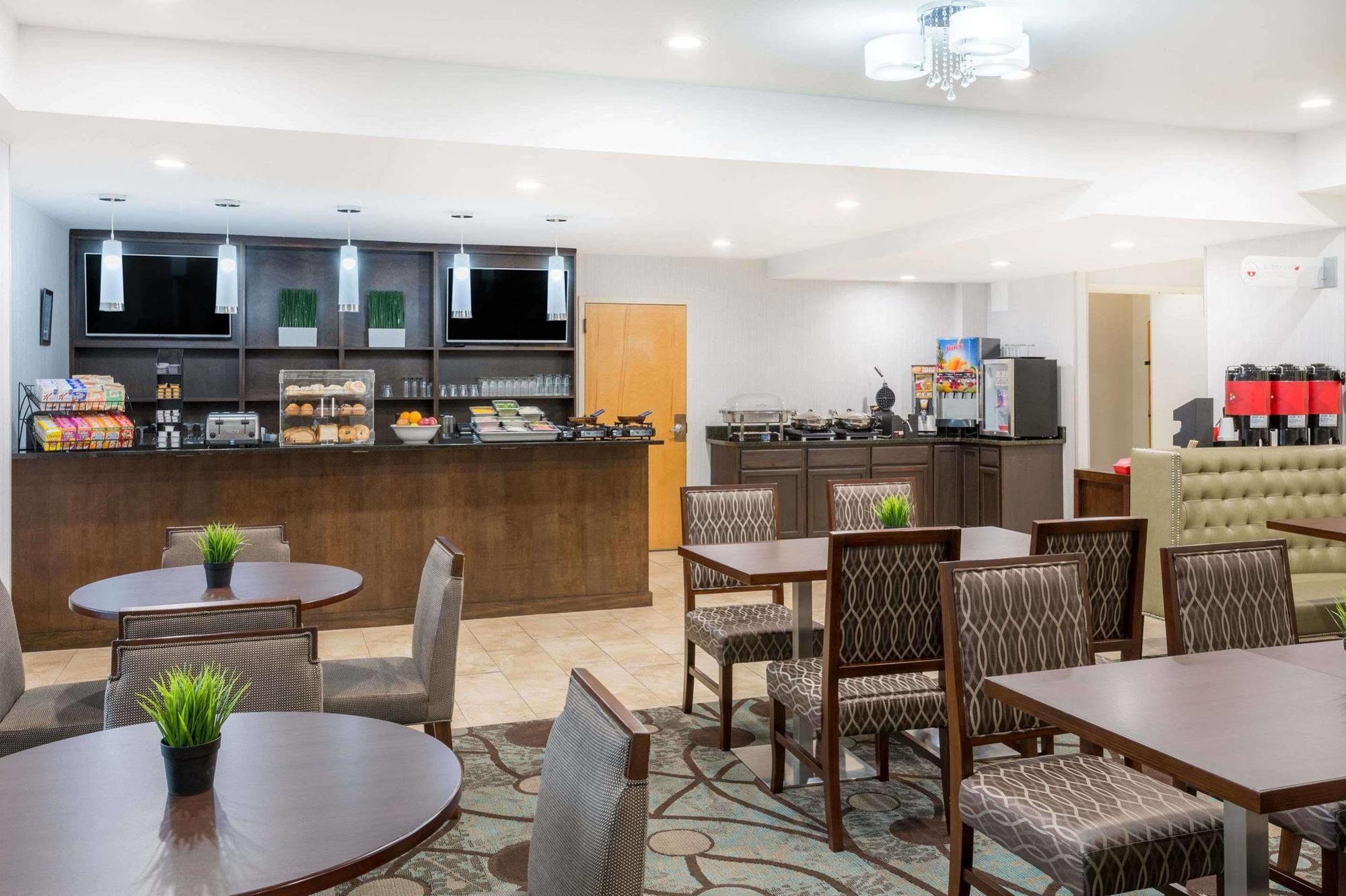 Wyndham Garden Greenville / Spartanburg Airport Εξωτερικό φωτογραφία